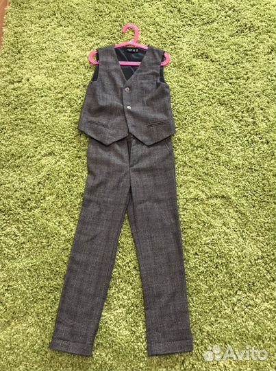 Костюм для мальчика новый 128