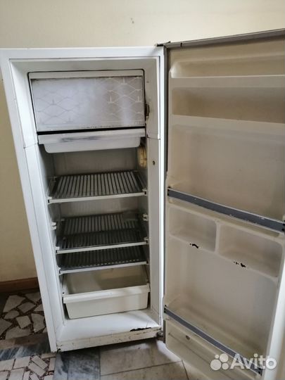 Холодильник бу