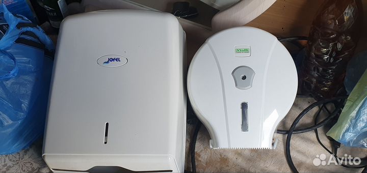 Диспенсер для бумажных полотенец/бумаги