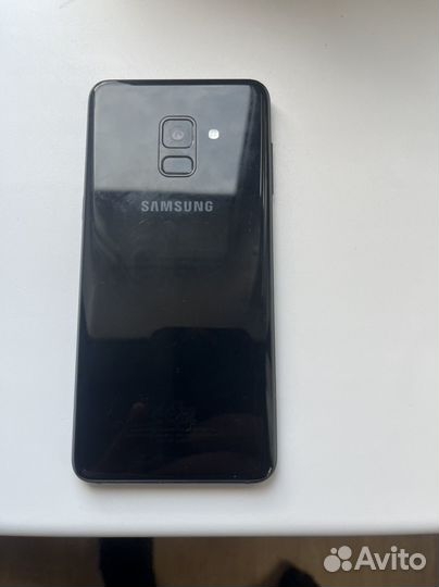 Samsung Galaxy A8 (2018), 4/32 ГБ