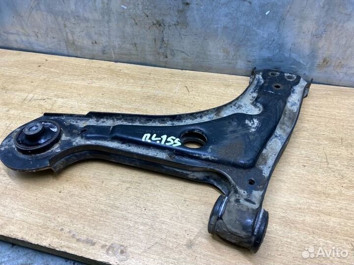 Рычаг подвески передний левый Chevrolet Lacetti