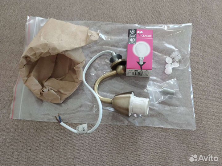 Светильник на зеркало