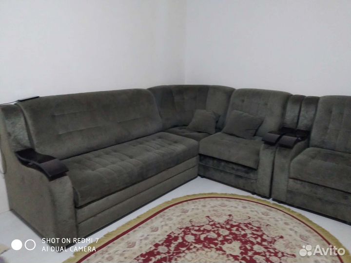 Диван угловой