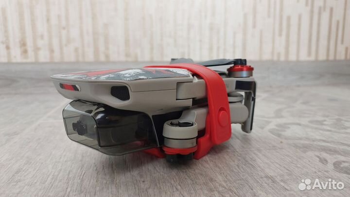 Квадрокоптер dji mavic mini combo