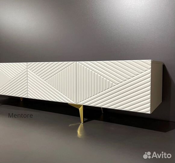 Тумба тв Bravo на опорах (1800х400х300 мм)