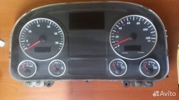 Панель приборов Man 2012