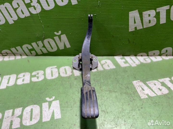 Педаль газа Renault Logan LS0 K7JA710 2007