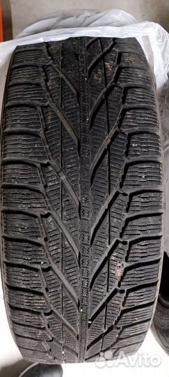 Nokian Tyres Hakkapeliitta R2 SUV 215/60 R17