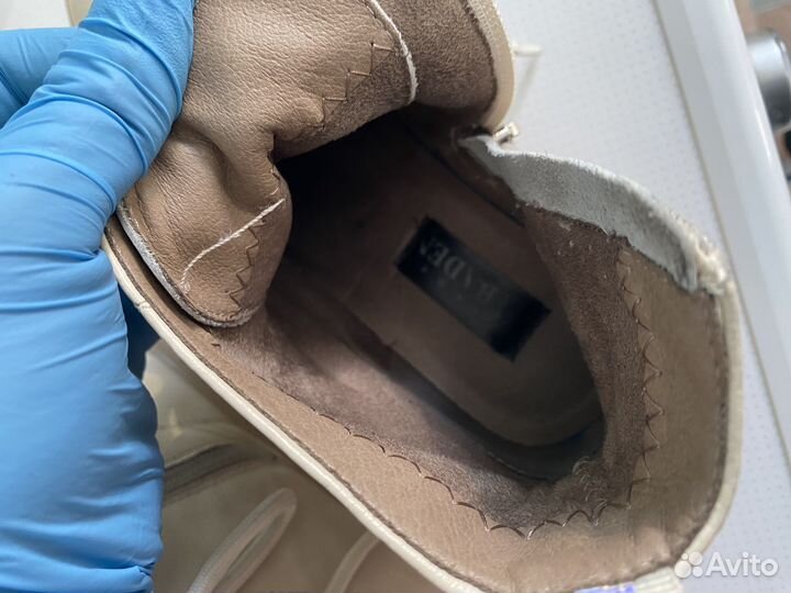 Демисезонние ботинки из натуральной кожи