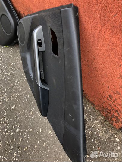 Задняя правая дверная карта KIA RIO 3