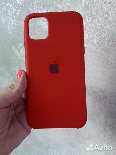Чехол на iPhone 11