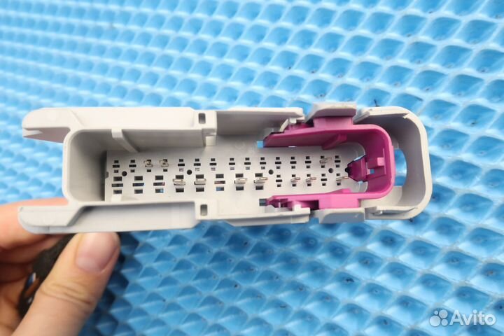 Разъем vag 5N0937722A