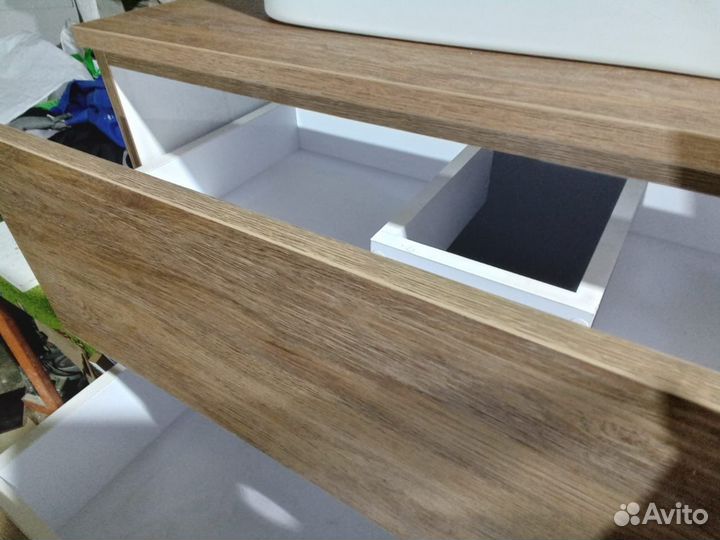 Суперскидка: дизайнерский комплект мебели в ванну