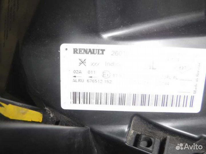 Фара правая Renault Duster