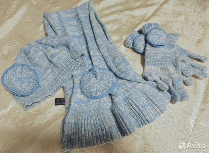 Набор: шапка, шарфик, перчатки