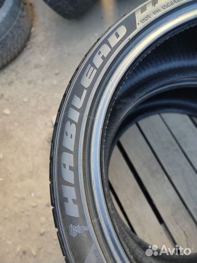 Habilead HF330 255/35 R19