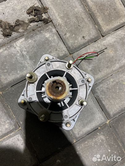 Двигататель стиральной машины