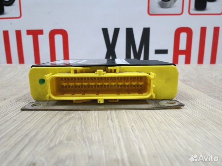 Блок управления Air Bag Volkswagen Passat B6