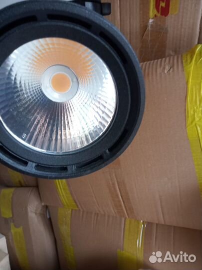 Трековые светильники lival