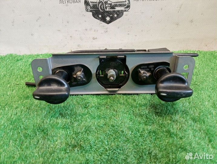 Блок управления климатом Ford Escort