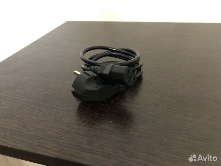 Кабель питания для компьютера