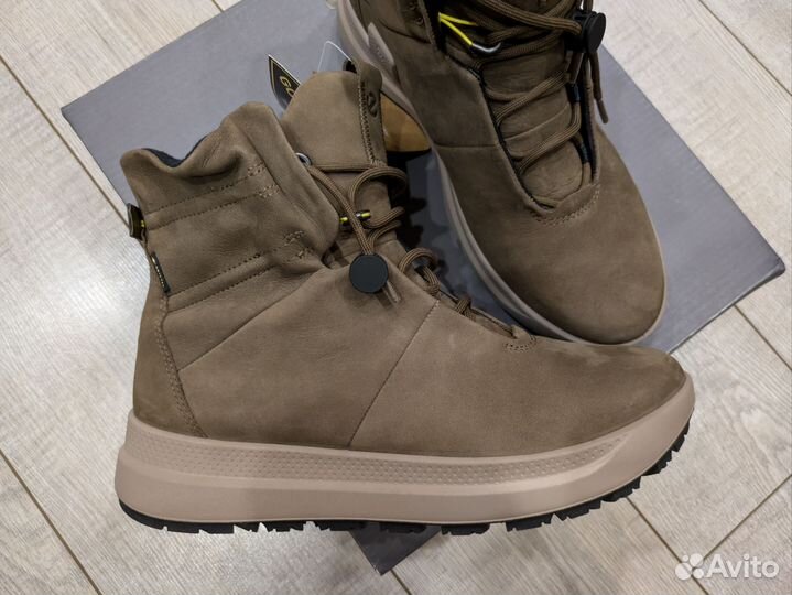 Ботинки женские ecco