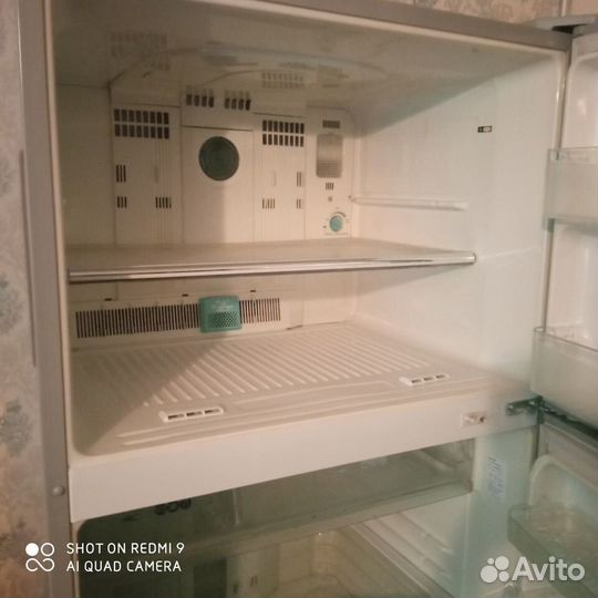 Холодильник sharp