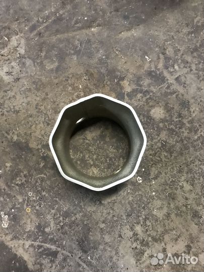 Ключ ступичный 110 (8-гранный)