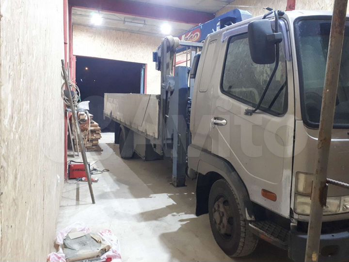 Гараж, > 30 м²