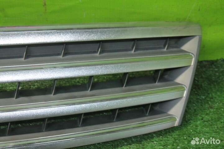 Решетка радиатора nissan J31,PJ31,TNJ31 teana 1 мо