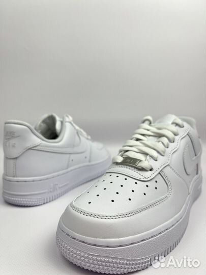 Кроссовки Nike Air Force 1 '07 Triple White