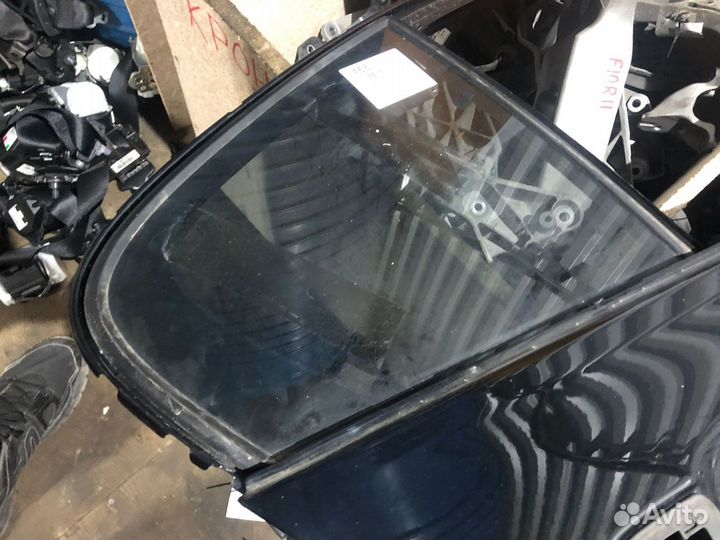 Форточка двери задн. прав. BMW F30