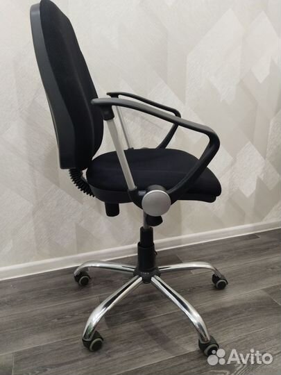 Компьютерное кресло