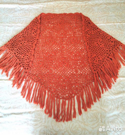 Шаль вязаная