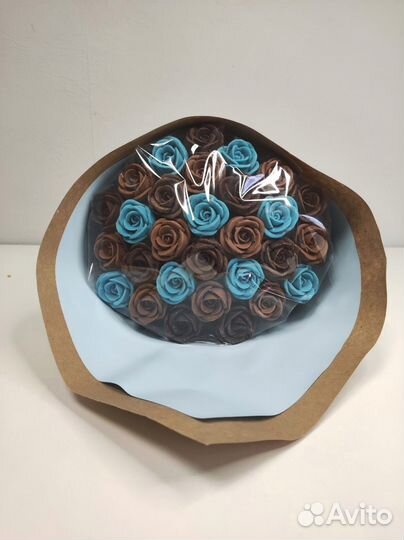 Букет - 29 Роз из Трёх Видов Шоколада