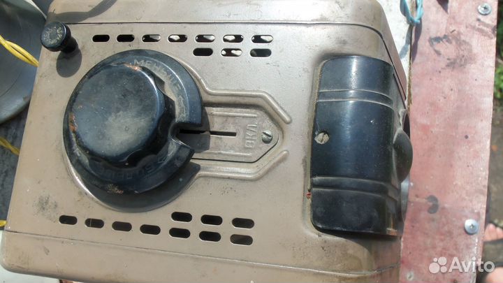 Стабилизатор напряжения СССР рабочий арн-250