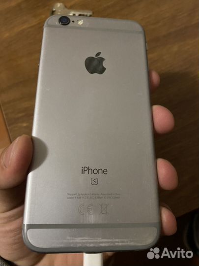iPhone 6S, 32 ГБ