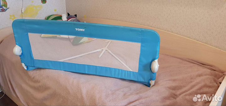 Ограничитель для детской кровати