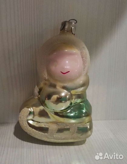 Елочные игрушки СССР Девочка на санках