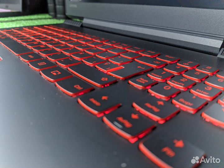 Игровой Lenovo Legion Y520 i5/GTX1050 2G/SSD/8G