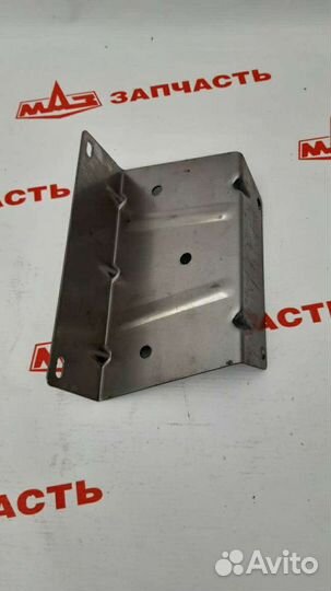 Кронштейн Маз панели передка
