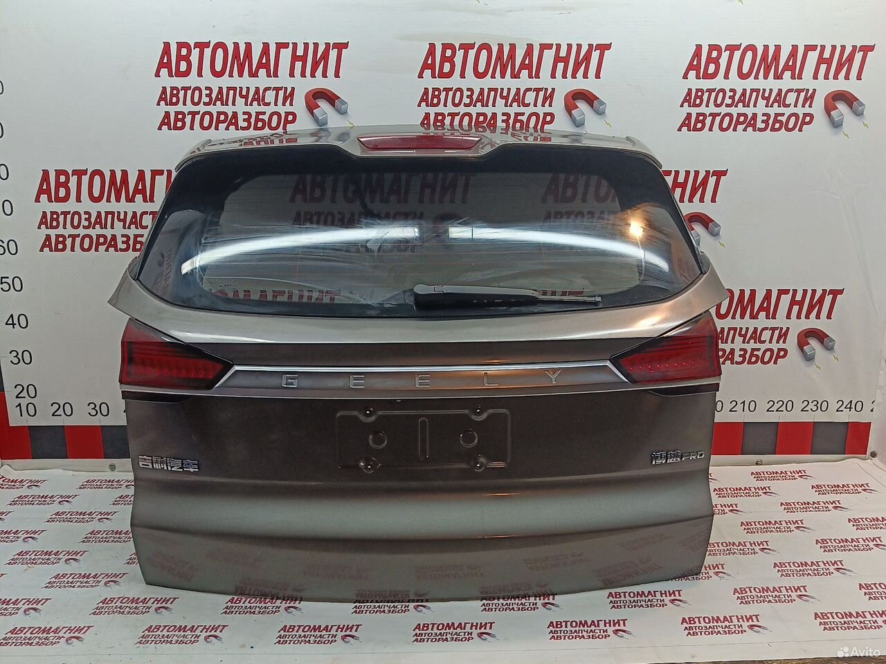 Крышка багажника Geely Atlas Pro