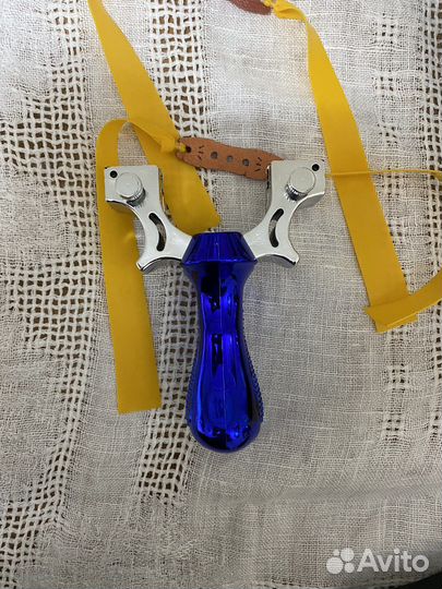 Рогатка с лазерным прицелом