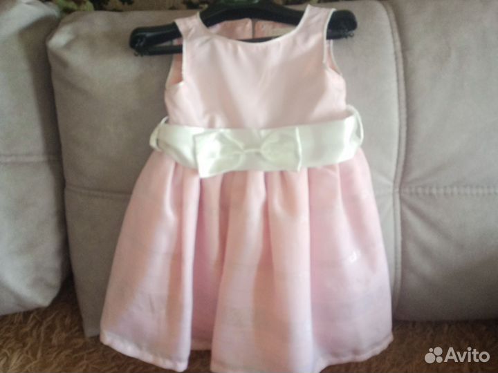Детское нарядное платье 92
