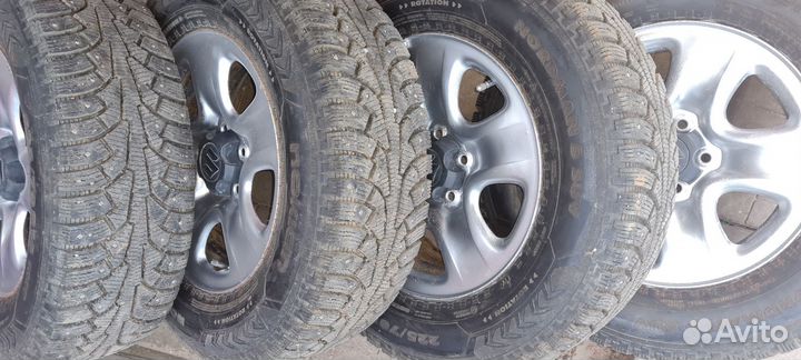 Nokian Tyres Nordman 5 SUV 225/70 R16 110B