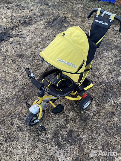 Трехколесный велосипед