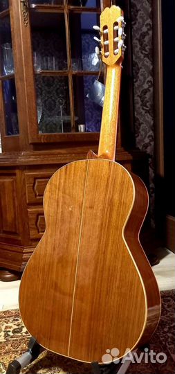 Испанская классическая гитара Admira Monica