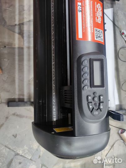 Режущий плоттер zeoncut PRO-1350