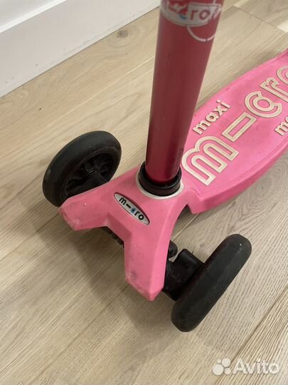 Самокат maxi Micro Deluxе розовый