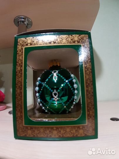 Новогодние украшения. Стеклянные шары на елку